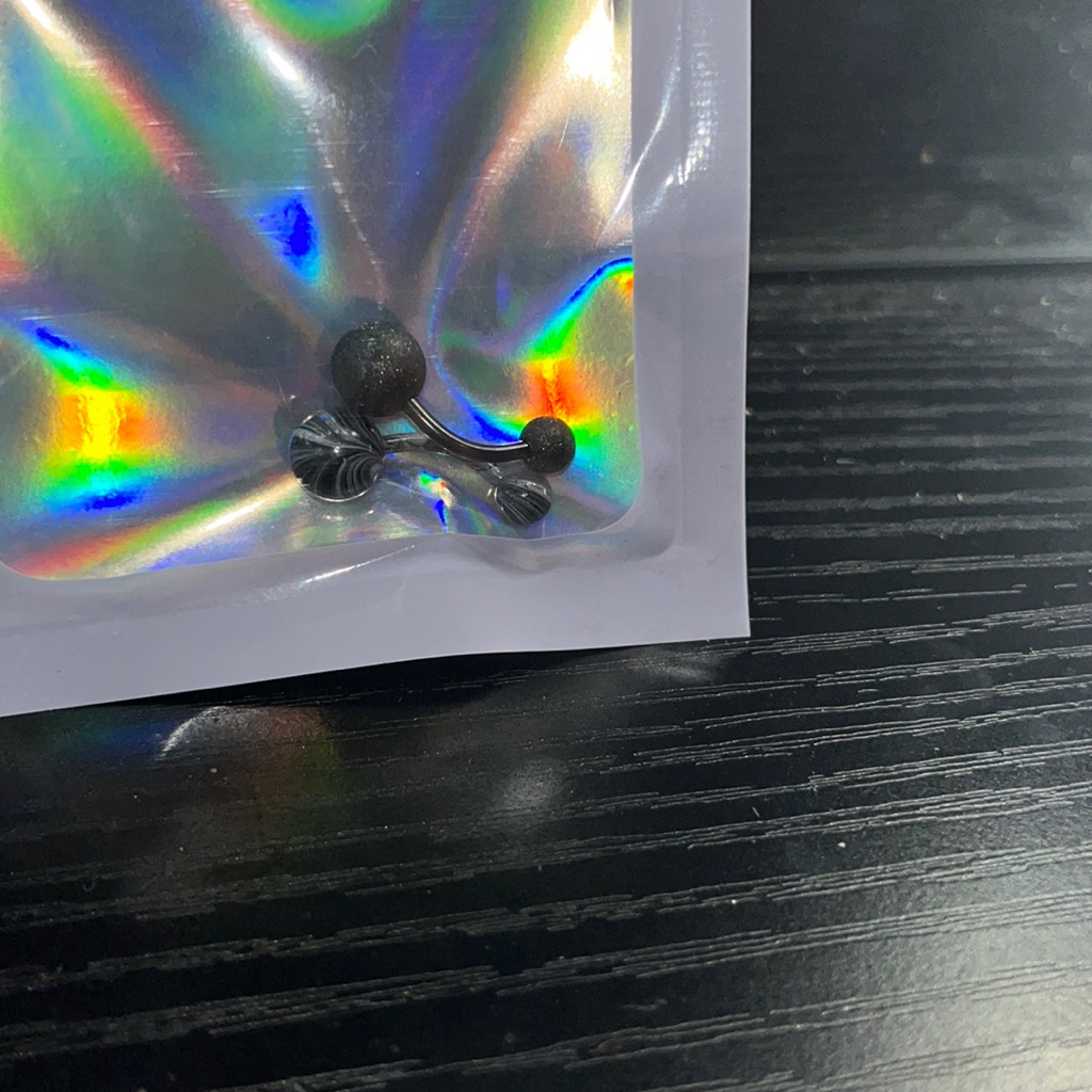 2pcs Black Striped And Black Belly Button Rings 5$